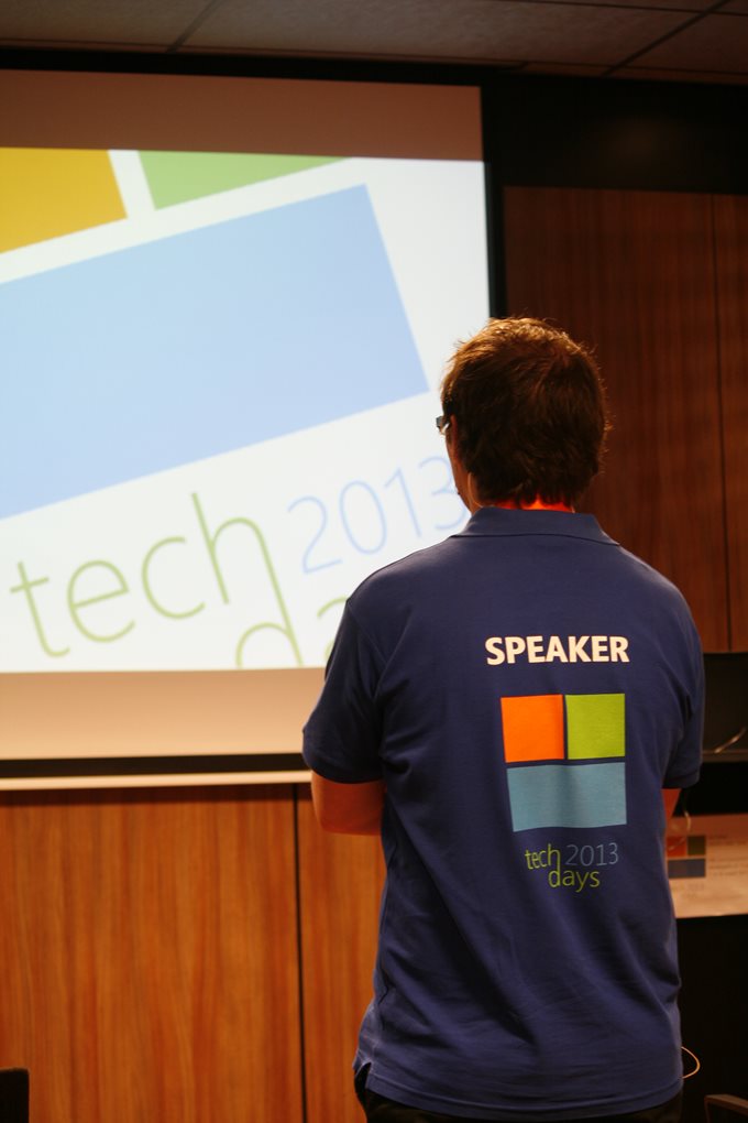 _MG_5853.JPG Speaking at TechDays 2013